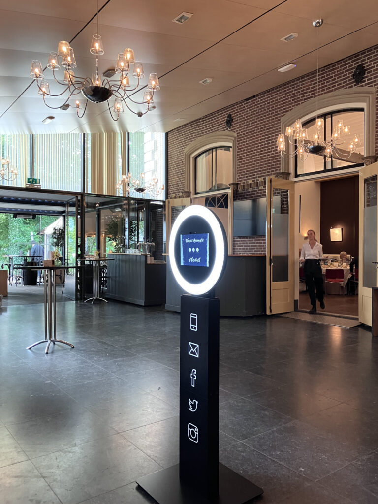 Digital photobooth selfie station hire in The Hague - corporate events and brand activations by Smilen.nl